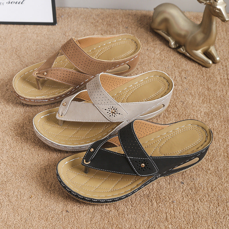 🔥#1 TRENDING SUMMER 🔥 Summer New Hollow Toe Clip Ladies Bone Orthopedic Leather Sandals
