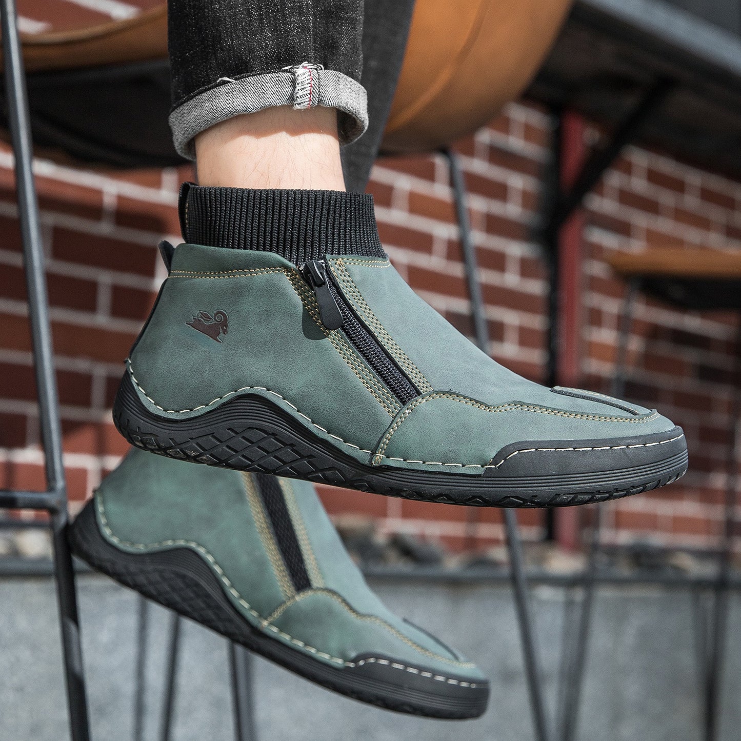 🔥On This Week Sale 70% OFF🔥Men's Casual Sneakers - Breathable Synthetic Upper, Non-Slip Rubber Sole, Comfortable Fabric Lining for Walking & Driving